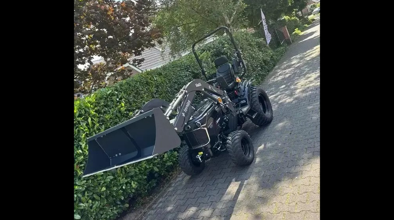 Captain D263 H mit Frontlader ab 299 € pro Monat.